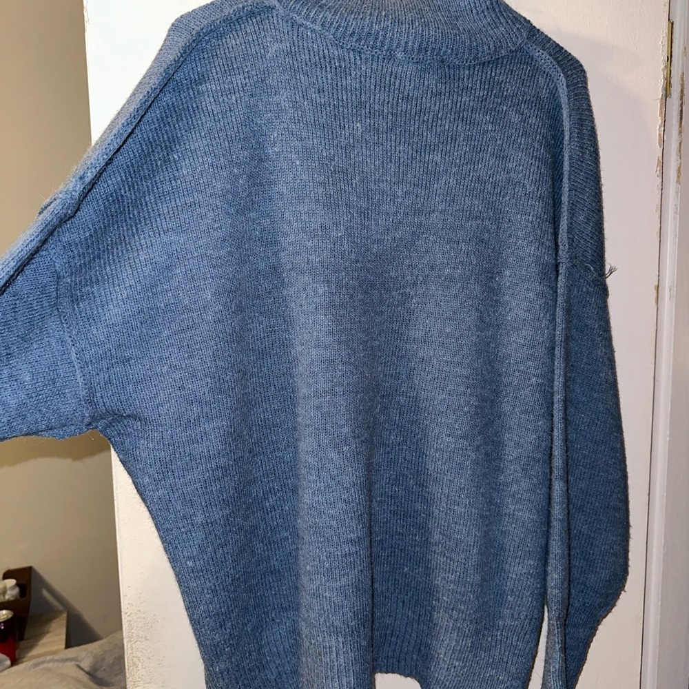 La‎ miel ladies high neck oversized blue sweater size medium - Picture 4 of 5